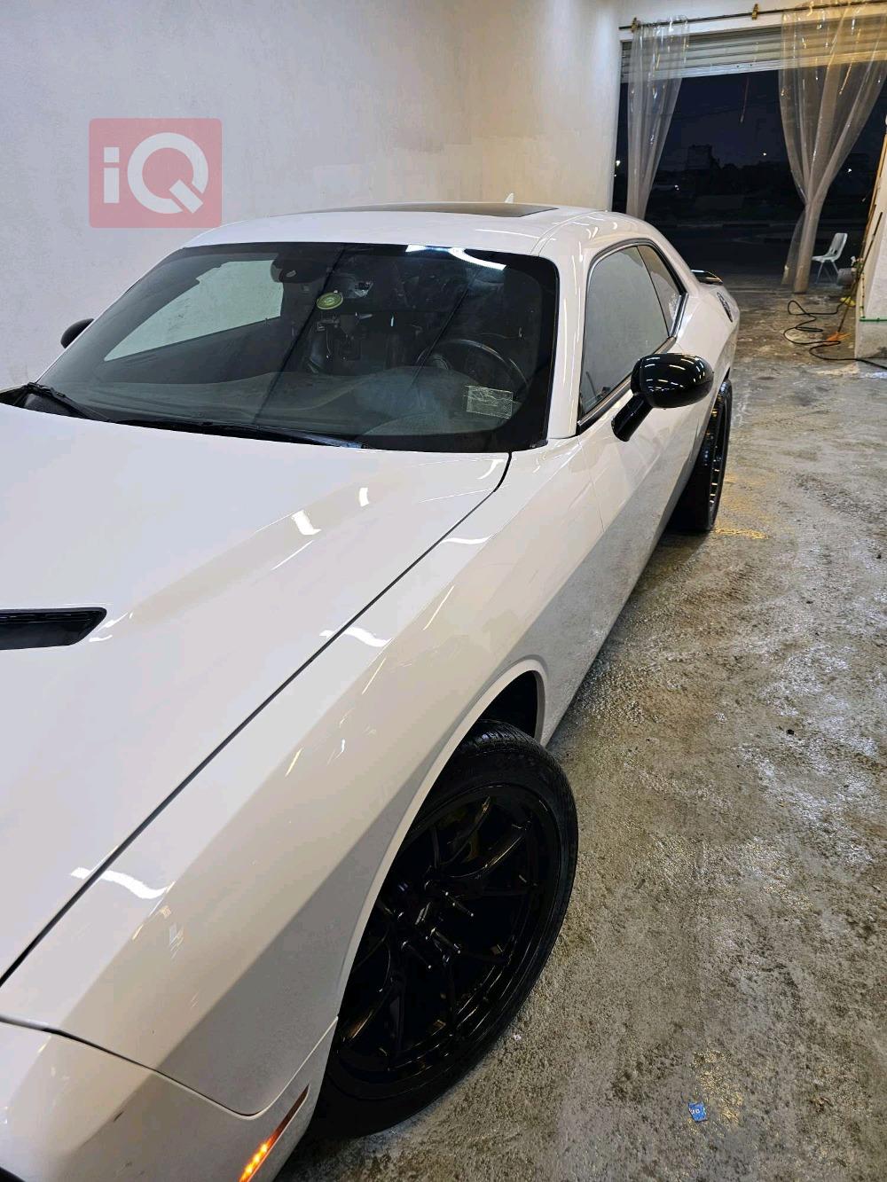 Dodge Challenger